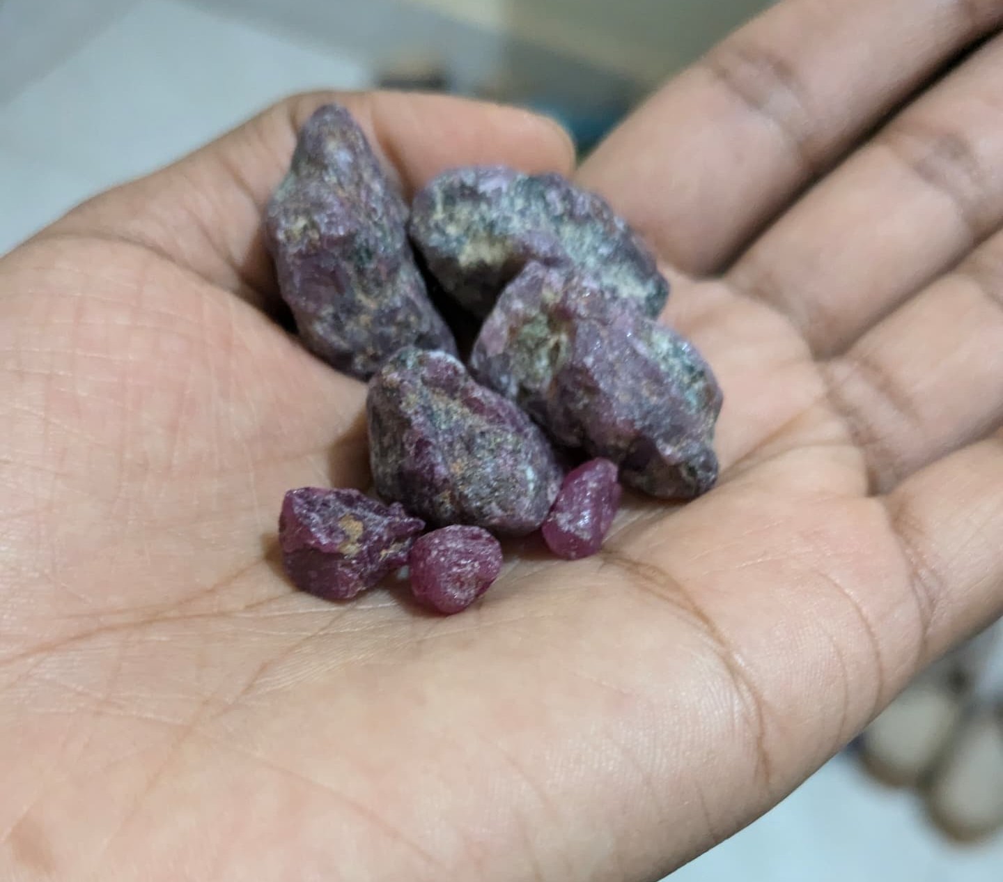 How Gemstone Jewelry is Shaping African Fashion Today
